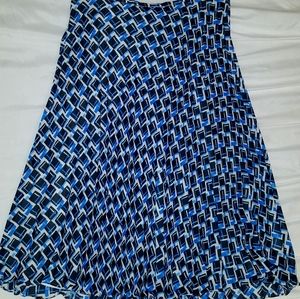 Petite sophisticate pleated skirt with lining